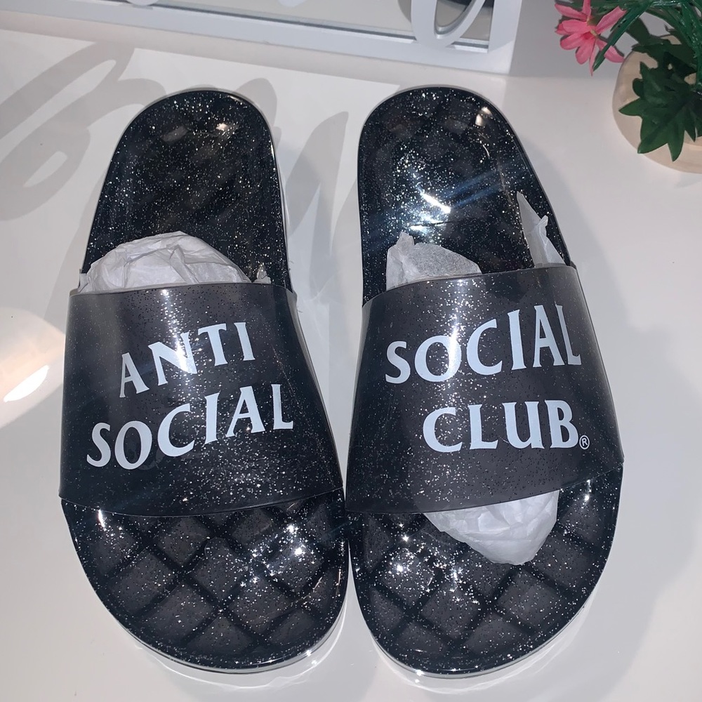 🎉HOST PICK! NEW! Anti Social Social Club slides! Price is FIRM - Picture 6 of 12